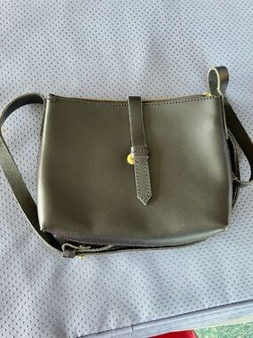 J Crew Women's Black Crossbody Leather Bag with Strap